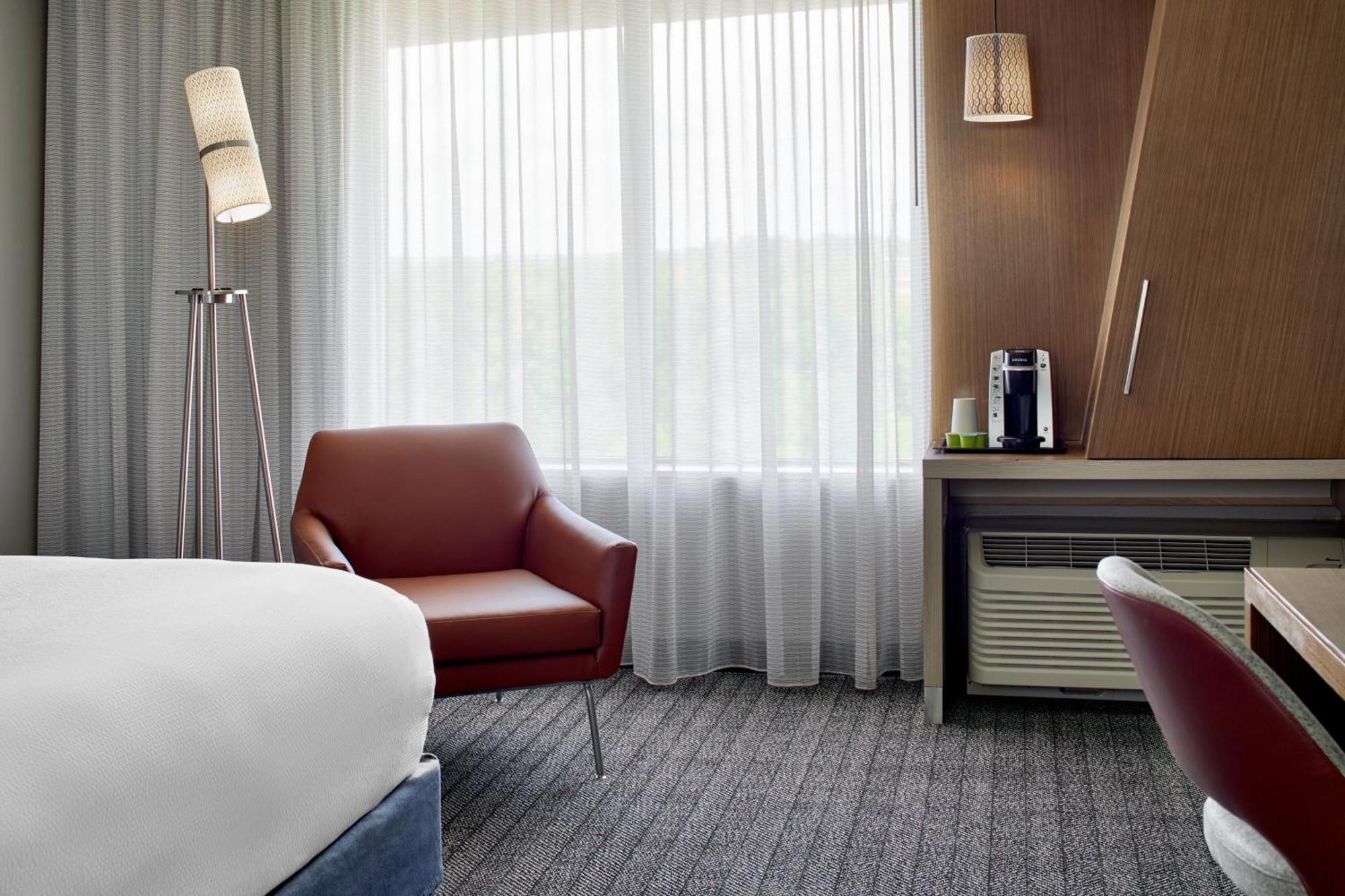 Hotel Courtyard By Marriott Atlanta Ne/Duluth Sugarloaf Esterno foto
