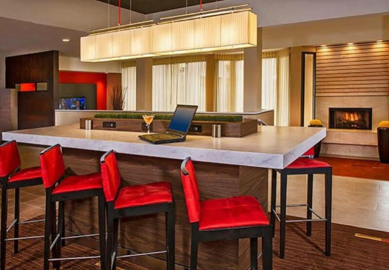 Hotel Courtyard By Marriott Atlanta Ne/Duluth Sugarloaf Esterno foto